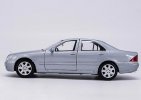 Silver 1:24 Scale Maisto Diecast Mercedes Benz S-Class Model