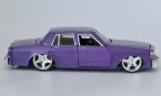 Purple / Golden 1:26 Maisto Diecast Chevrolet Caprice Model