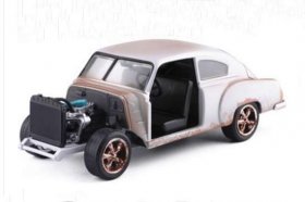 1:24 Scale JADA Diecast Chevrolet Fleetline Model