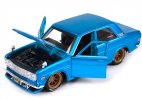 Blue 1:24 Scale Maisto Diecast 1971 Datsun 510 Model
