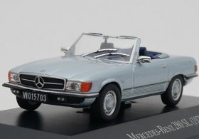 Silver-Blue 1:43 IXO Diecast 1979 Mercedes-Benz 280 SL Model