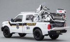 1:24 Scale White MaiSto Police Die-Cast Ford F350 Pickup Model