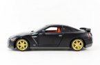 Black 1:24 Scale Maisto Diecast 2009 Nissan GT-R Model