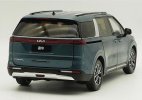 1:18 Scale Blue / White Diecast 2021 Kia Carnival Model