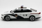 White 1:18 Scale Police Diecast VW New Magotan Model