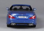 Blue / Red 1:24 Scale MaiSto MERCEDES-BENZ SL63 AMG Model