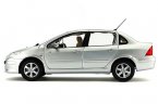 Silver 1:18 Scale Diecast Peugeot 307 Model