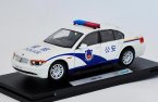 White-Blue 1:18 Welly Police Diecast BMW 7 Series 745i Model