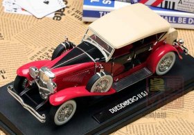 1:18 Scale Green/Light Red Diecast Duesenberg SJ Model