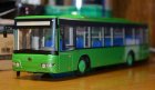 Green 1:43 Scale Die-Cast YuTong ZK6128HG City Bus Model