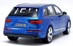 Black / White / Brown / Blue 1:18 Diecast Audi New Q7 Model