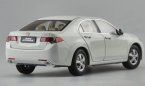 1:18 White / Red / Gray / Blue Diecast Honda SPIRIOR Model