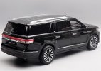 1:18 Scale Dark Green Diecast 2022 Lincoln Navigator SUV Model