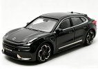 1:64 Scale Bburago Black / White Diecast 2021 Zeekr 001 Model