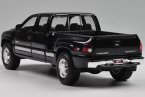 1:24 Welly Black / Silver Diecast Chevrolet Silverado Pickup