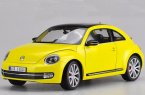 Red / White 1:18 Scale Welly Diecast VW New Beetle Model