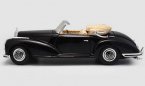 Black 1:18 Scale Maisto Diecast 1955 Mercedes Benz 300S Model