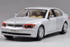 1:24 Scale Welly Brand Diecast BMW 745i Model