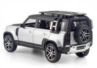 1:24 Scale White /Silver /Green Diecast Land Rover Defender Toy