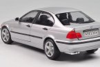 Silver 1:18 Scale Welly Diecast BMW 328i Model