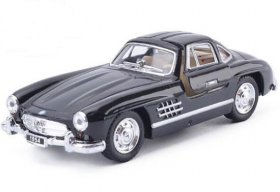 1:36 White / Red / Black Diecast Mercedes-Benz 300SL Toy