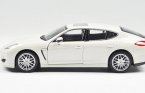 White / Wine Red 1:24 Welly Diecast Porsche Panamera S Model