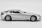 Silver / Black 1:24 MotorMax Diecast Mercedes-Benz SLR Model