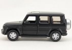 1:43 Scale Kids White / Black Diecast Mercedes Benz G350d Toy