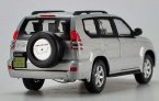 White / Silver 1:24 Scale Diecast Toyota Land Cruiser Prado