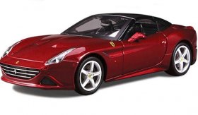 Red / Black 1:24 Scale Bburago Diecast Ferrari California T