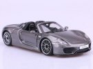 Gray 1:24 Scale Bburago Diecast Porsche 918 Spyder Model