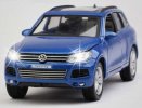 Kids 1:32 Scale Black /Red /White / Blue Diecast VW Touareg Toy