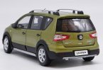 1:18 Scale Gray / Yellow Diecast Nissan Livina Model