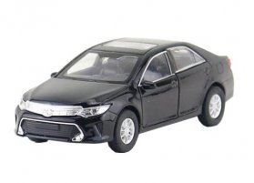 Kids 1:36 Scale Black / White Welly Diecast Toyota Camry Toy