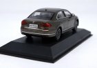 1:43 Scale Golden / Black / Gray Diecast VW New Passat Model