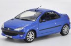 Welly 1:18 Scale Red / Green Diecast Peugeot 206CC Model