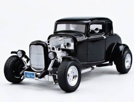 Black 1:18 MotorMax Diecast 1932 Ford Hot Rod Model