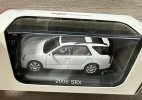 White / Red 1:64 Scale Diecast 2008 Cadillac SRX SUV Model