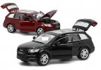 White / Red / Black 1:24 Scale Diecast Audi Q7 SUV Model