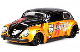 Black-Golden 1:24 Scale Maisto Diecast VW Beetle Model