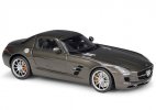 White / Red /Gray Welly Diecast Mercedes Benz SLS AMG Car Model