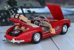 1:18 Scale Bburago Red Diecast 1957 Mercedes Benz 300SL Model