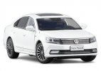 White / Black / Silver Kids 1:32 Scale Diecast VW Passat Toy