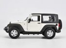 Red / White 1:24 Scale Welly 2007 Diecast Jeep Wrangler Model