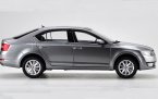 1:18 Gray / Champagne / Red / Black Diecast Skoda Octavia Model