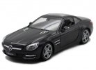 White / Black / Red 1:24 Welly Diecast MERCEDES-BENZ SL500 Model