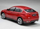 1:24 Scale White / Red / Black Welly Diecast BMW X6 SUV Model