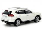 1:64 Scale White Diecast 2018 Nissan X-Trail SUV Model