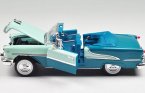 White / Blue 1:24 Scale Welly Diecast 1955 Oldsmobile Super 88