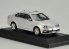 Red / Silver 1:43 Scale 2015 Diecast VW New Lavida Model